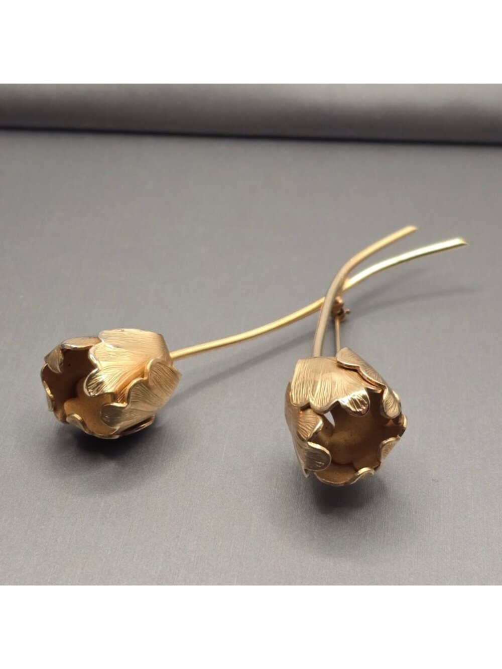 Vintage Giovanni Tulip Brooch 3.75" Long Stem Brushed Gold Tone 60s USA Made Pin - Picture 6 of 9